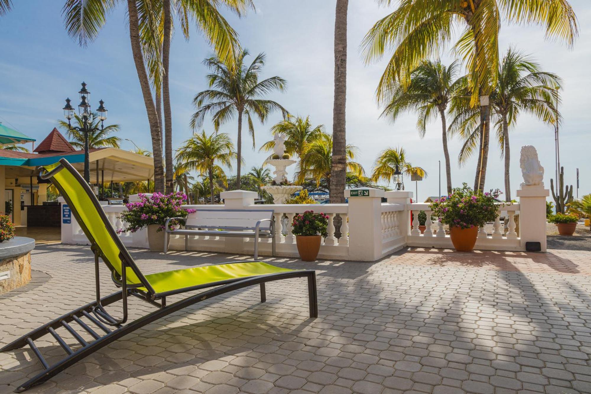 Amsterdam Manor Beach Resort Palm Beach Екстер'єр фото